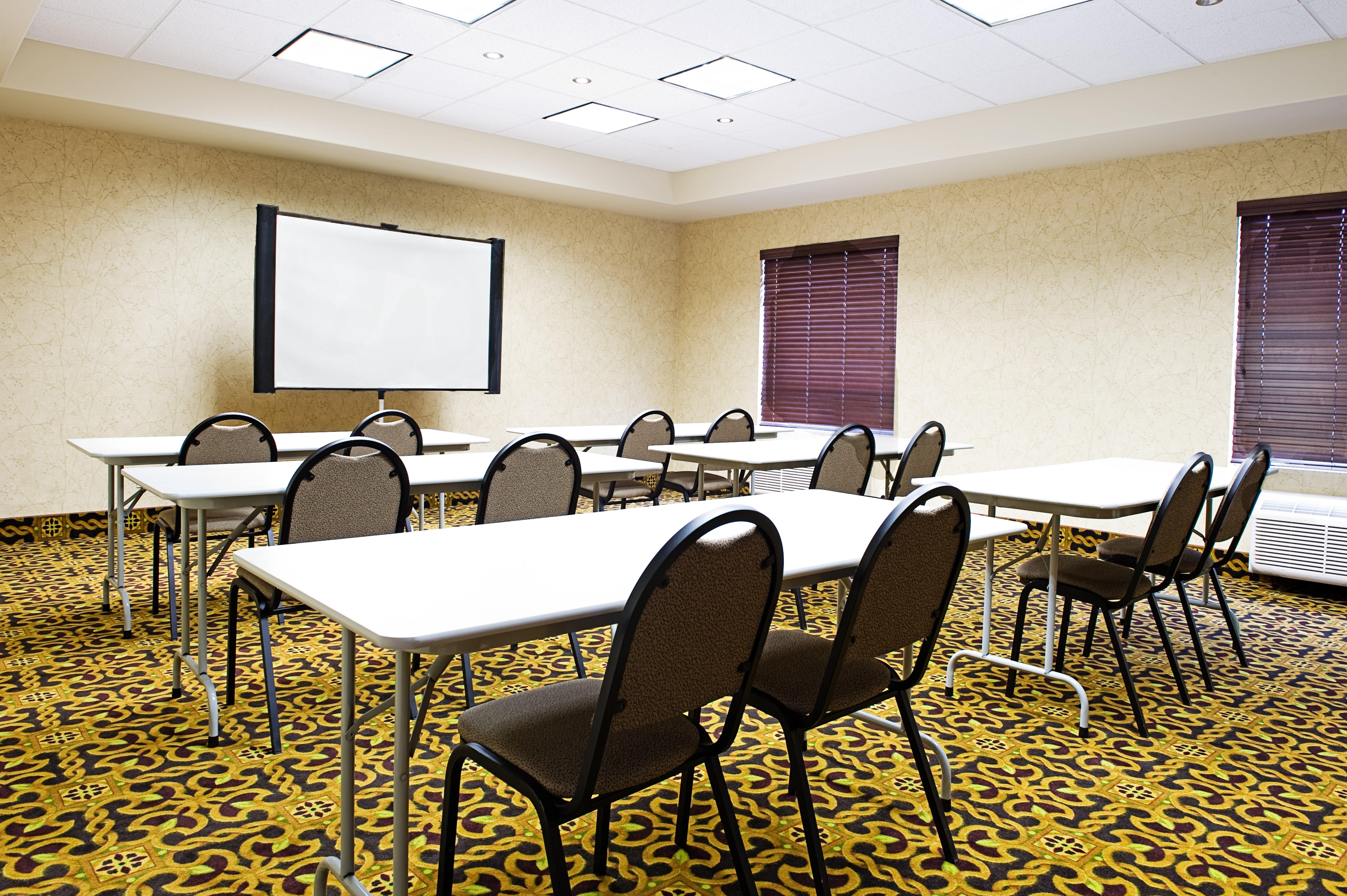 Holiday Inn Express Hotel & Suites - Slave Lake By Ihg Zewnętrze zdjęcie